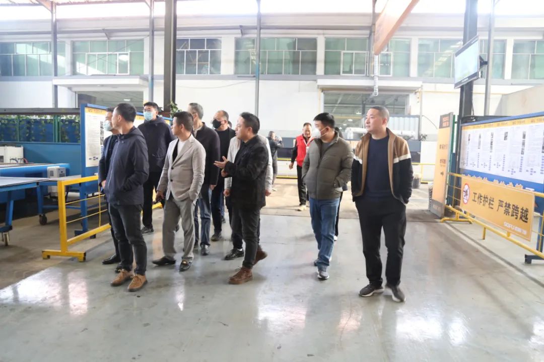 1-23022410143OS.jpg 1-23022410143OS.jpg